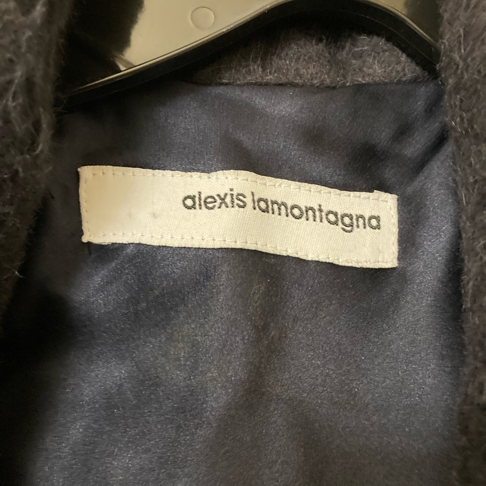 Alexis Lamontagna coat